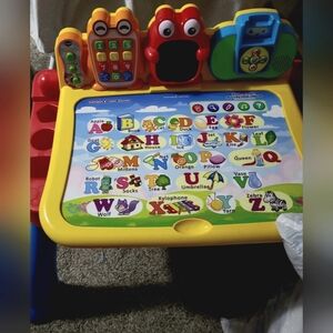 VTech Touch and Learn Activity Desk Deluxe